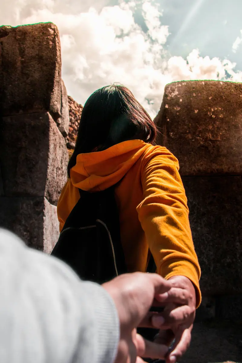 aarom-ore-XSxy5DTMqNU-unsplash-min